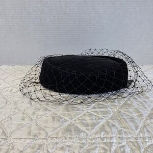 New Vintage Women's Pillbox Hat Black Velour Velvet Birdcage Veil Derby